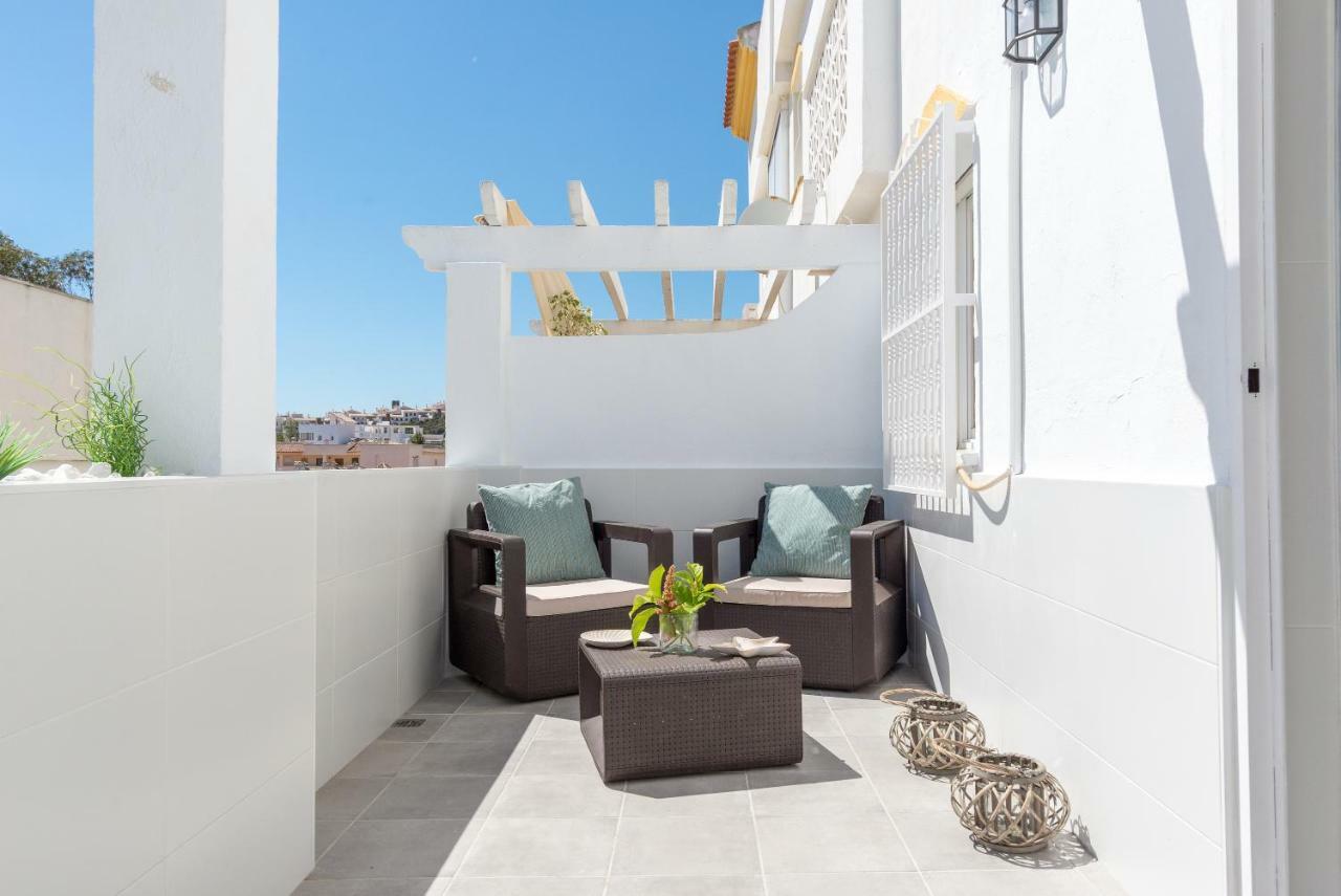 Benalmadena: Adosado Con Piscina Y Jardinヴィラ エクステリア 写真